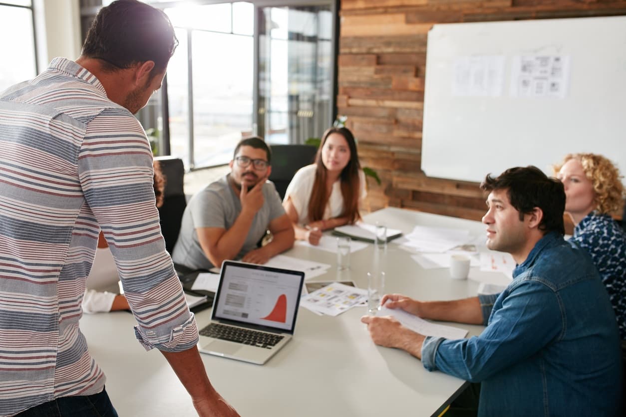 How to Evaluate a Plastic Surgery Marketing Agency Before You Sign